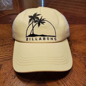 Billabong Yellow and White Mesh Trucker Snap Back Hat Ball Cap UNISEX